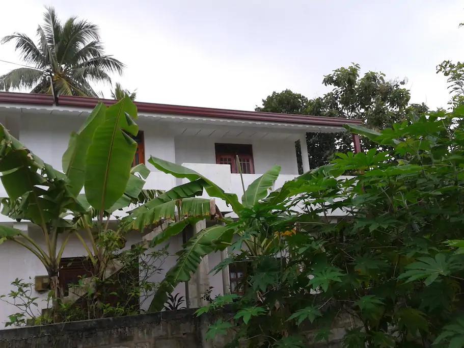 Ishitha Homestay Tangalle Buitenkant foto