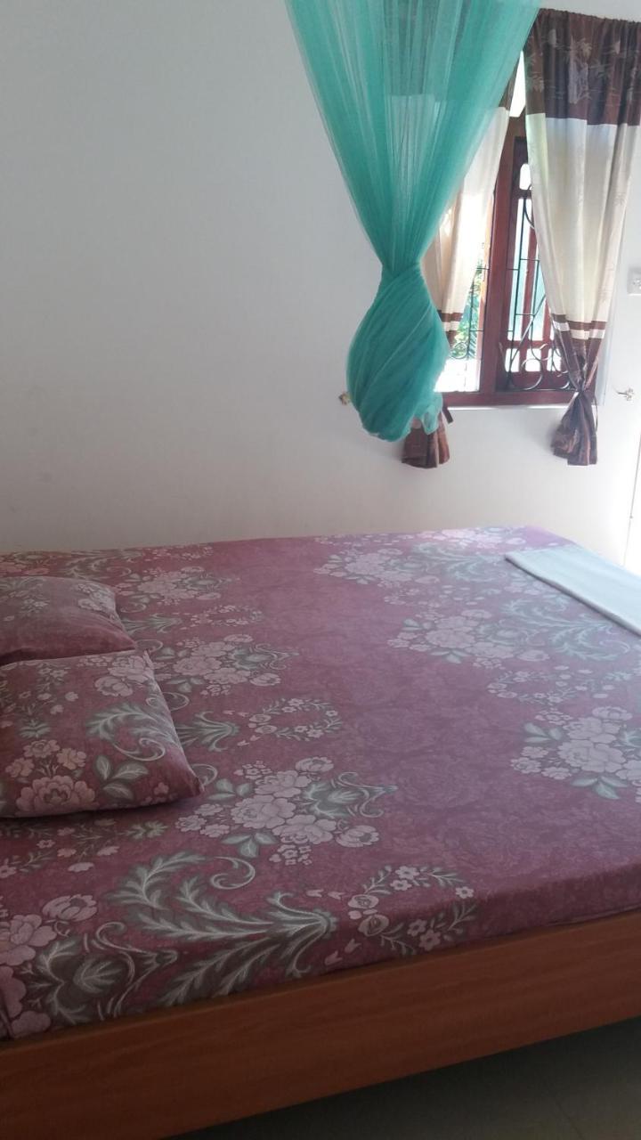 Ishitha Homestay Tangalle Buitenkant foto